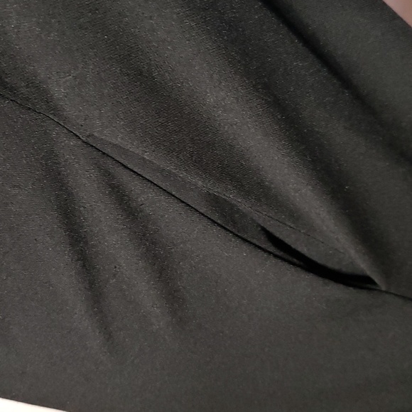 Rottweiler Dog Sequins Crewneck Luxury Dress with Pockets - Picture 6 of 9